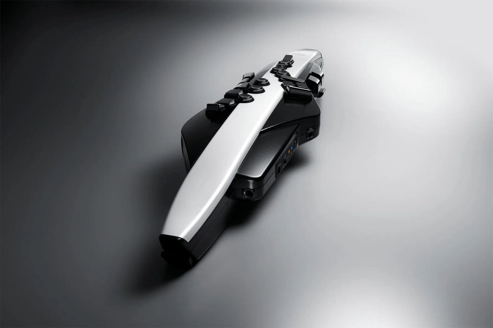 Roland AE-20 Aerophone Digital Wind Instrument - Image 13