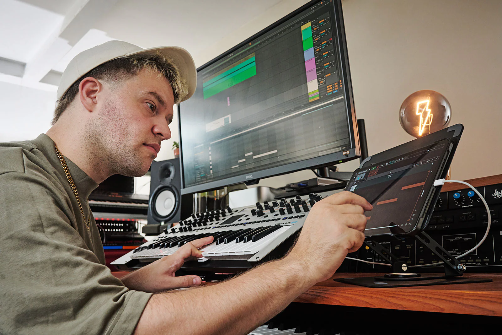 Roland GAIA-2 Virtual Analogue Synthesizer - Image 9