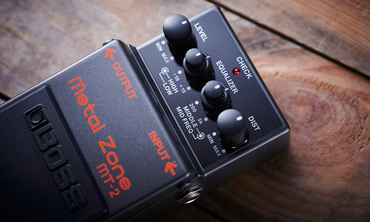 BOSS MT-2 Metal Zone, High Gain Distortion Pedal - Image 5