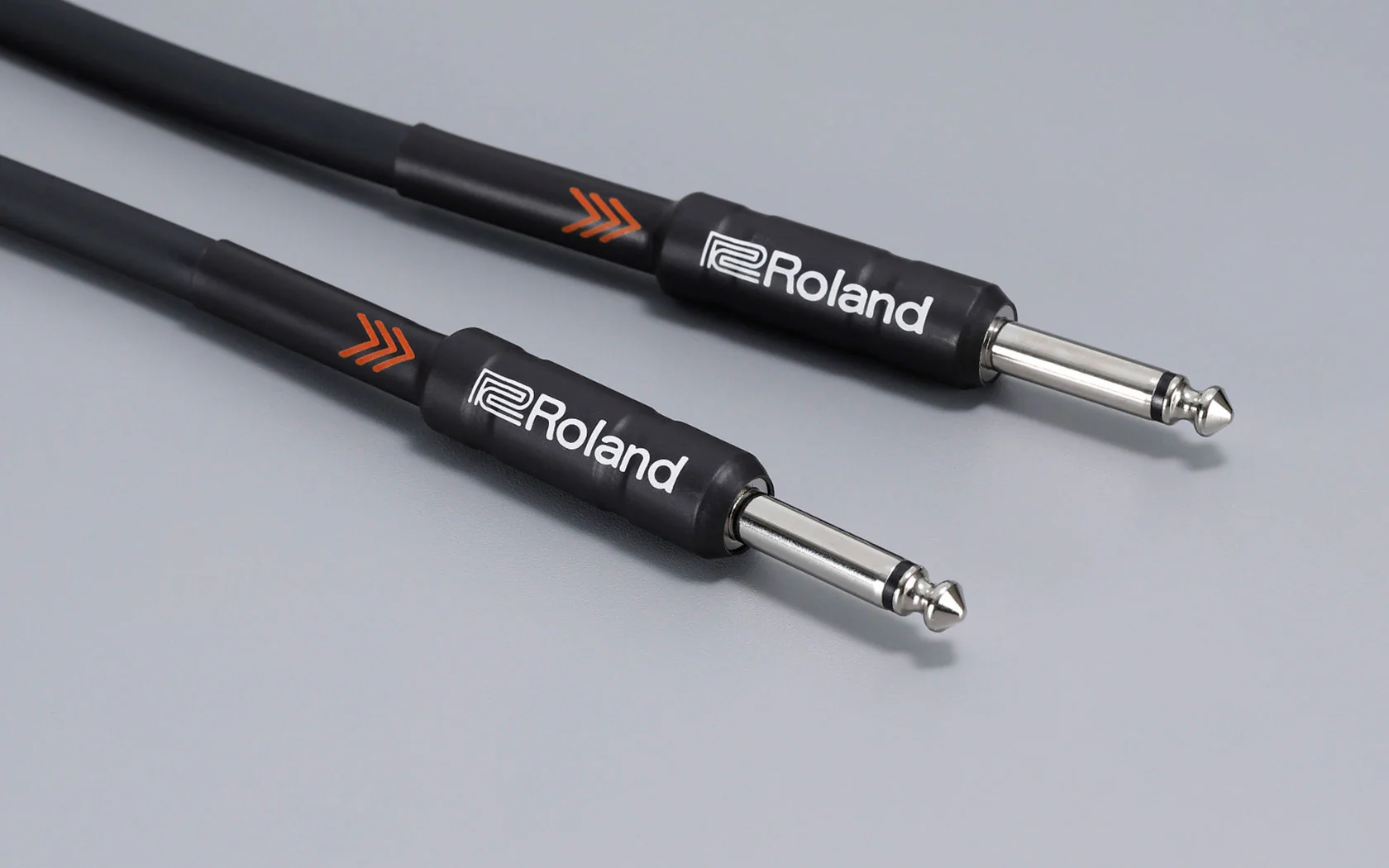 Roland RIC-B20 Instrument Cable, 20ft/6m, Straight/Straight 1/4" Jack, Black Series - Image 2
