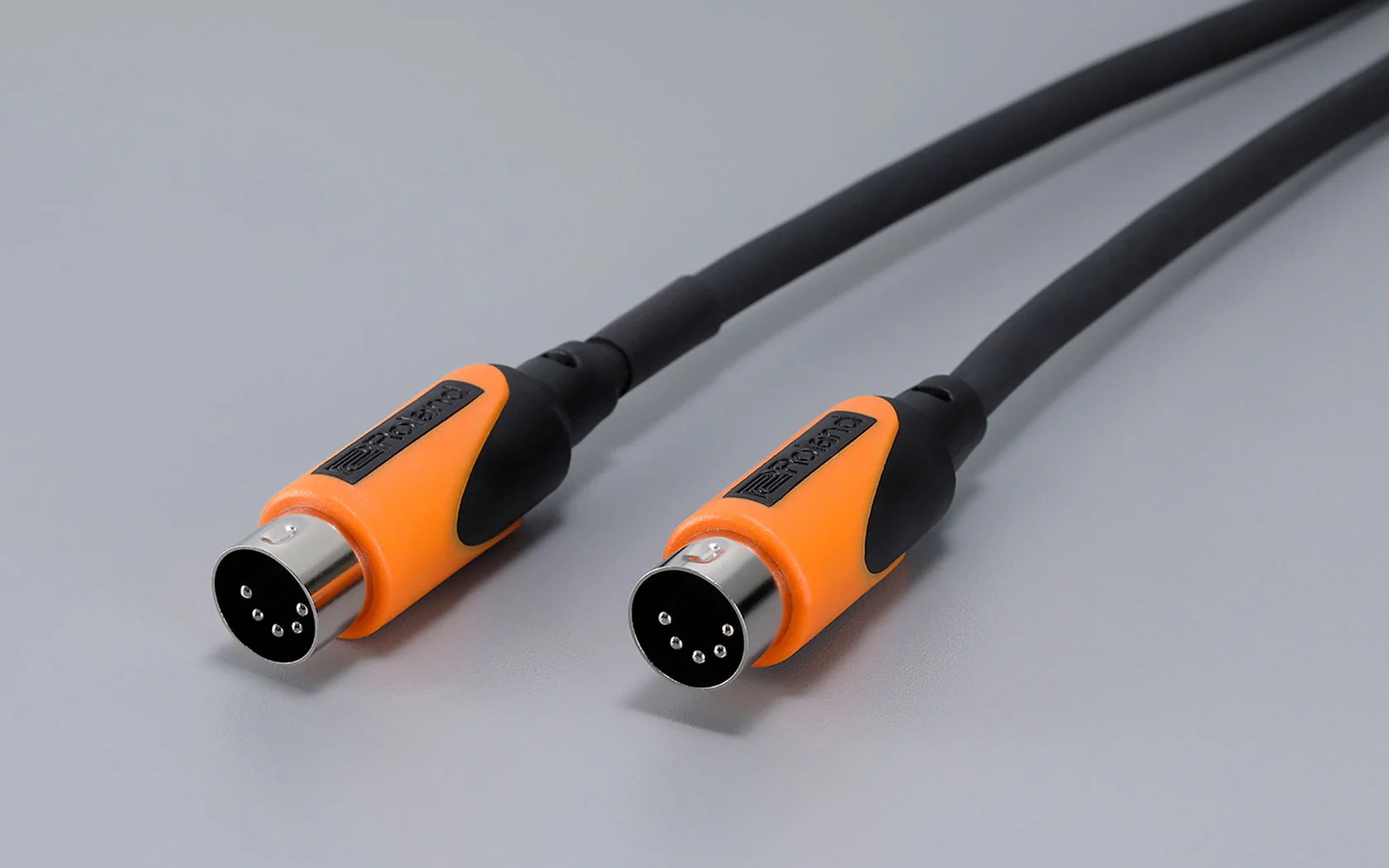 Roland RMIDI-B10 MIDI Cable, 10ft/3m, Black Series - Image 2