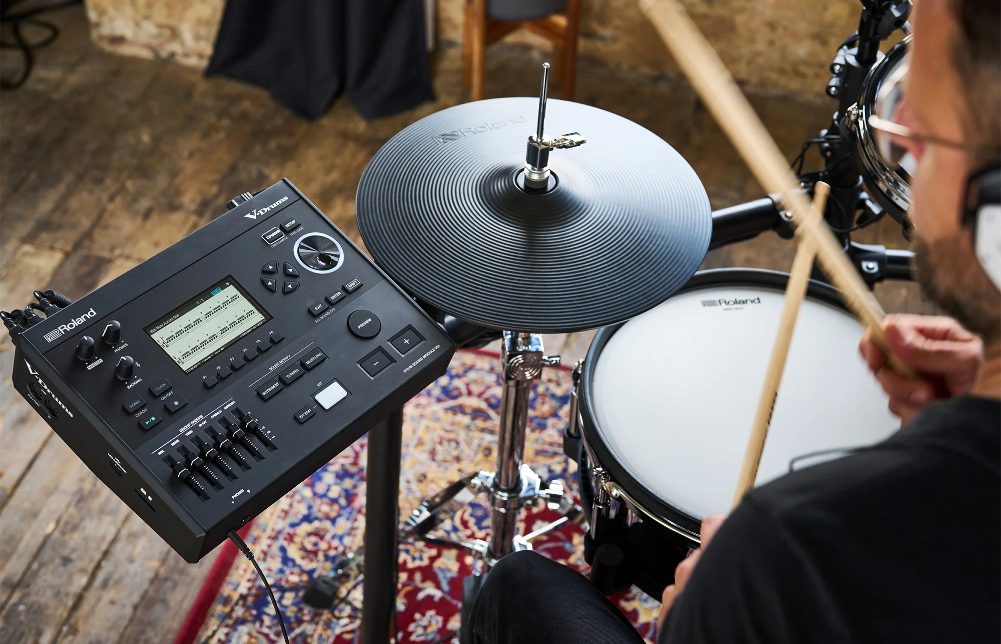 Roland TD516 V-Drums Digital Drum Kit with Hardware & Accessories - Image 13